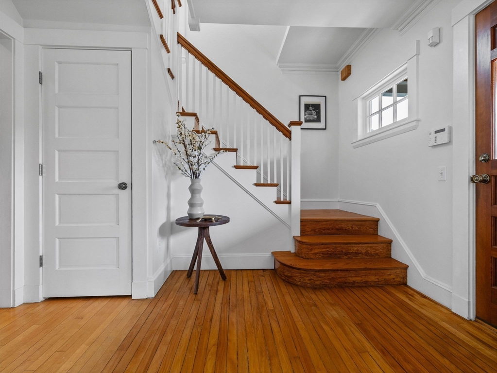 4 Middlesex St