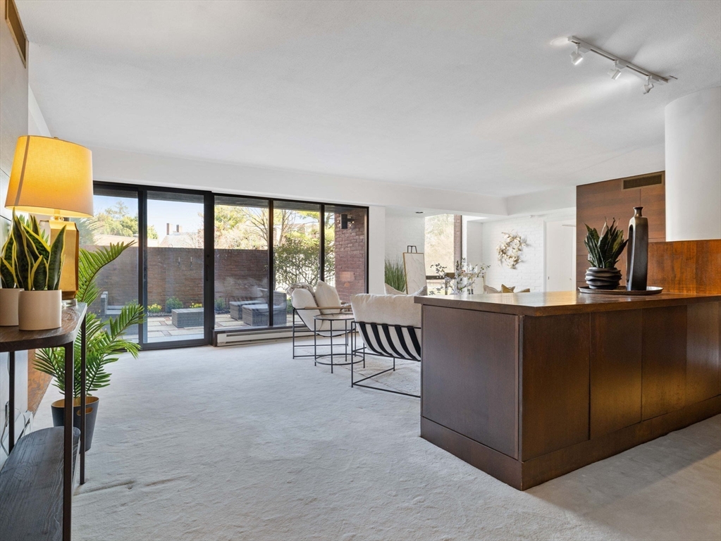 85 Grove St # 1