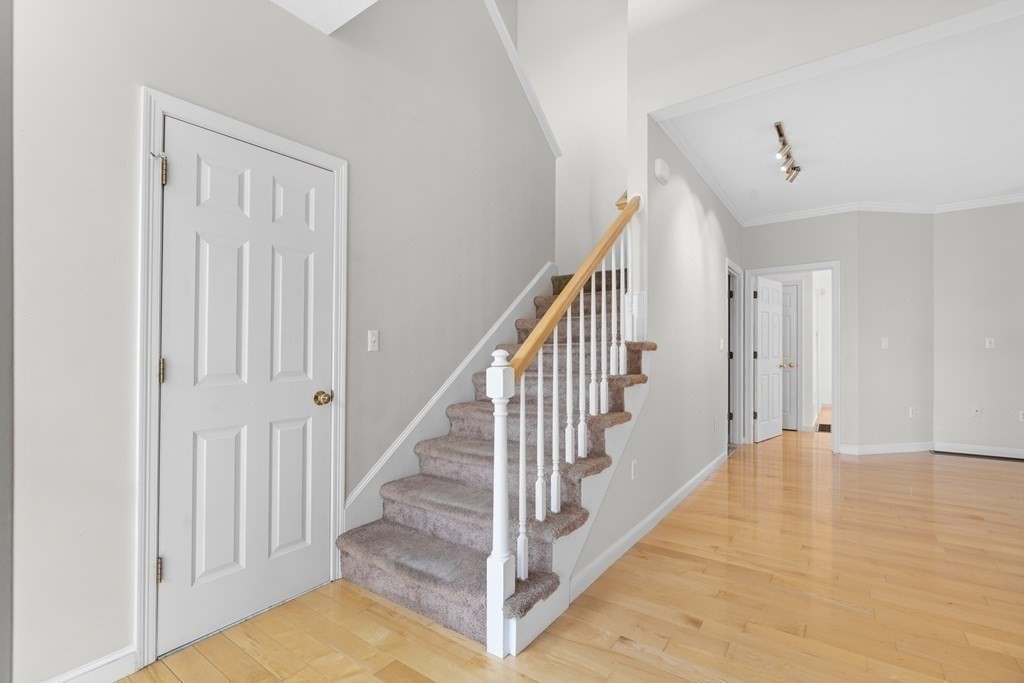 64 Putnam St # 64