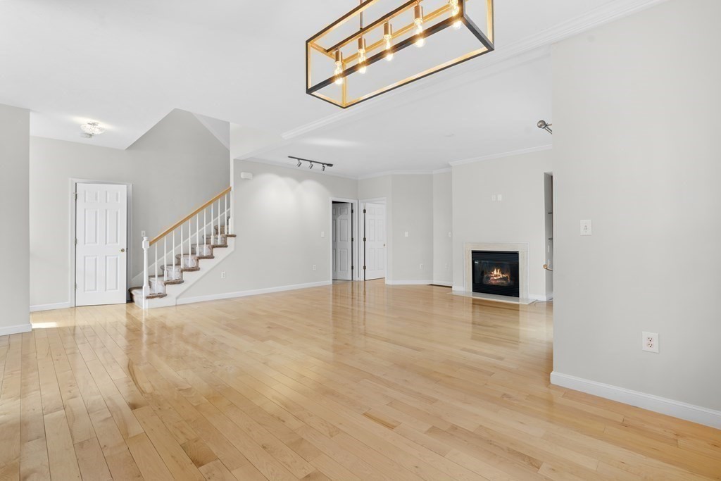64 Putnam St # 64