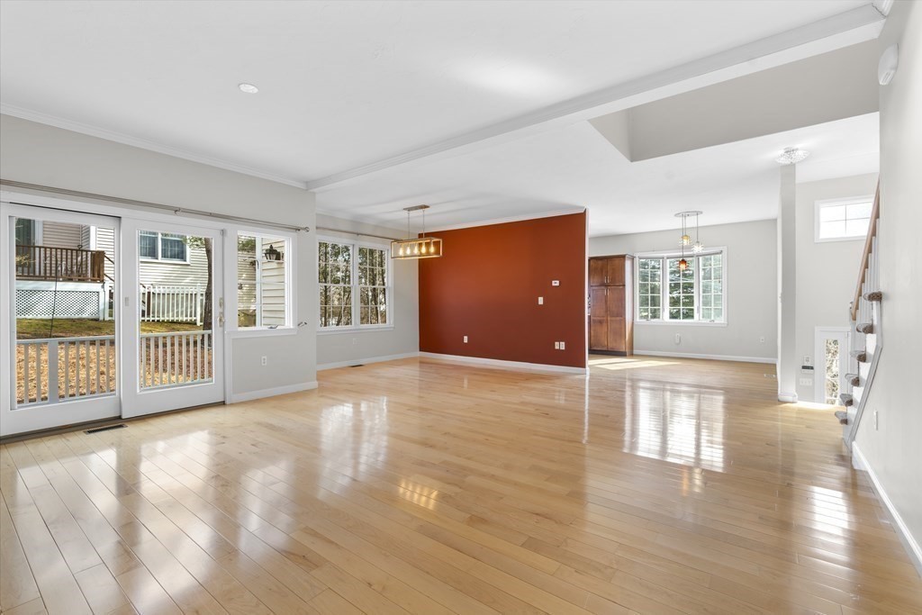 64 Putnam St # 64