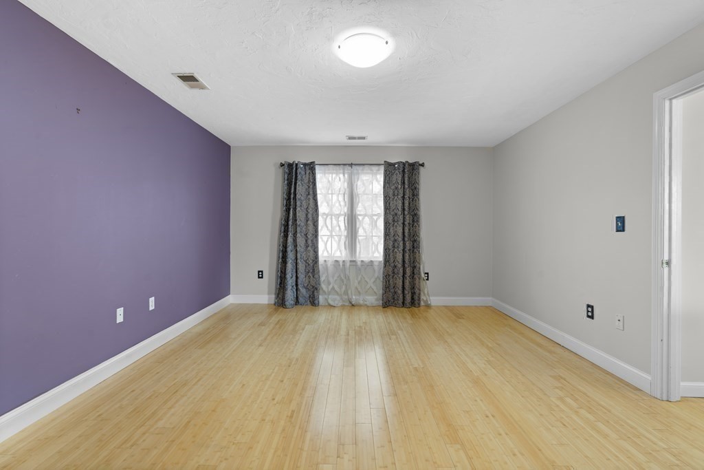 64 Putnam St # 64