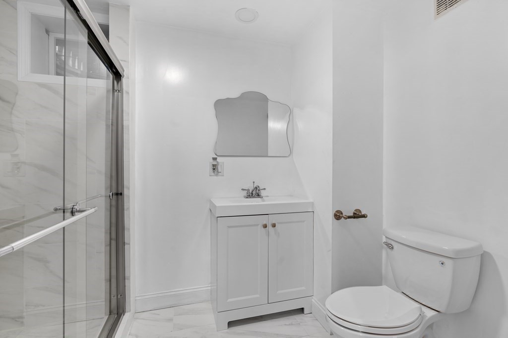 64 Putnam St # 64
