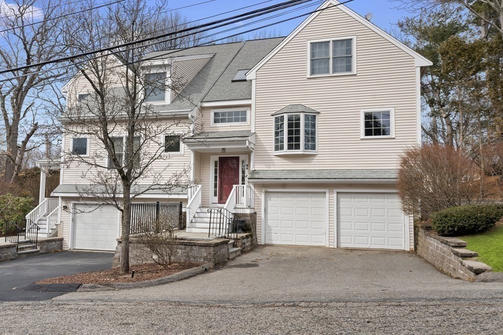 64 Putnam St # 64