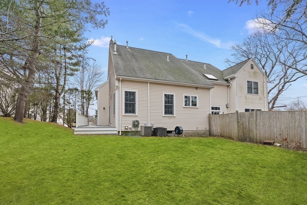 64 Putnam St # 64