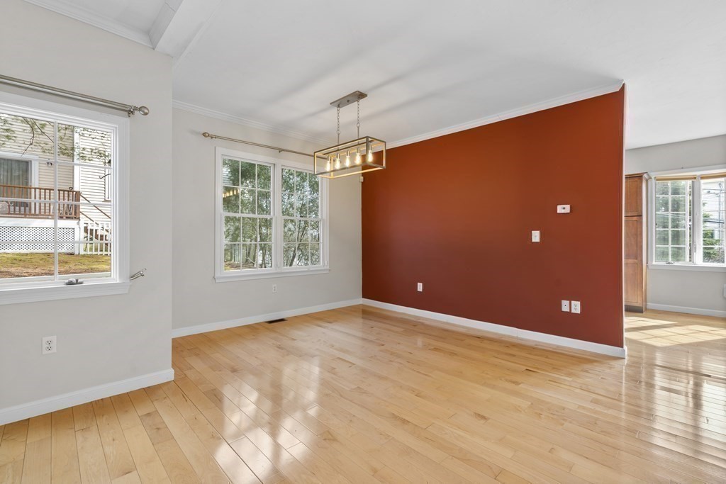 64 Putnam St # 64
