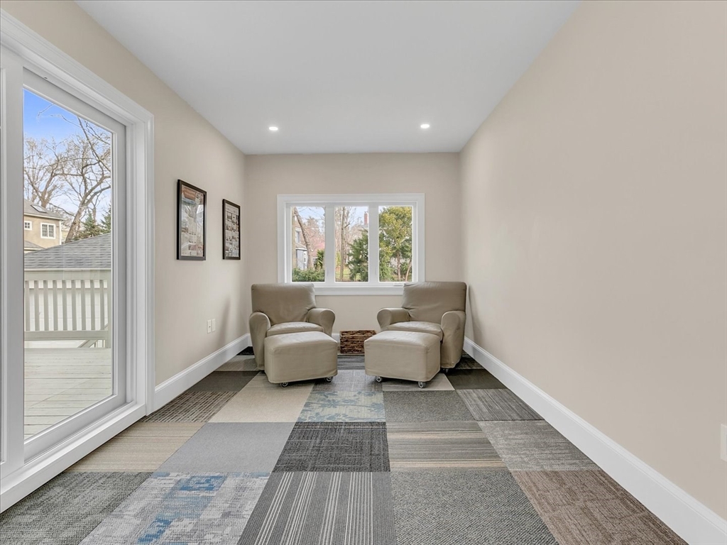 2031 Commonwealth Ave # 1