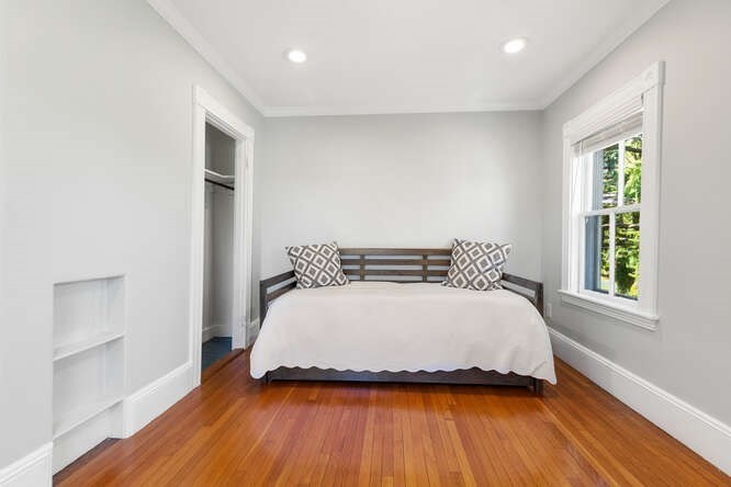 38 Kensington Park