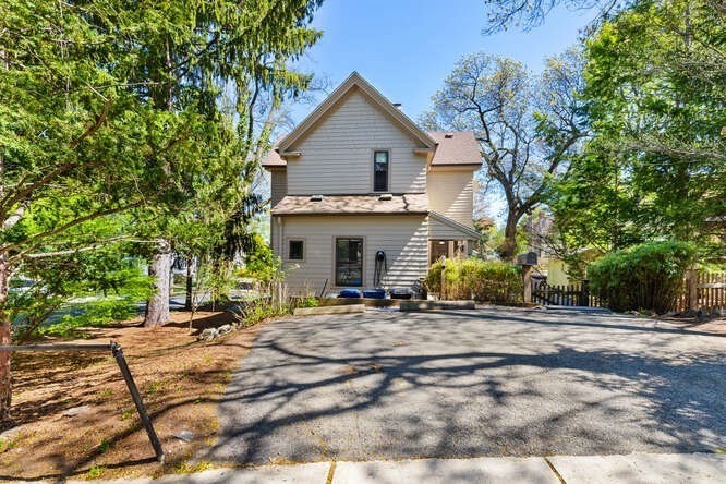 38 Kensington Park