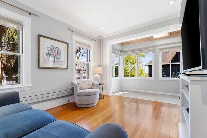 38 Kensington Park