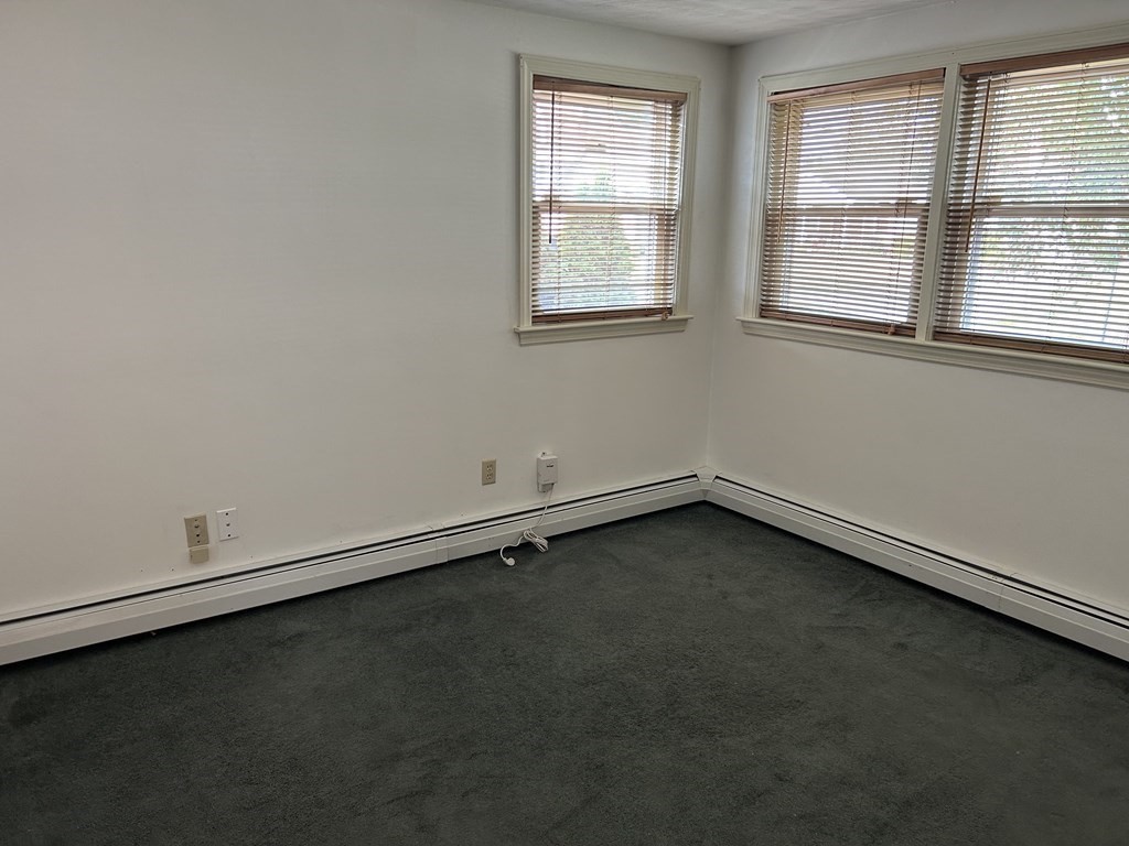 4 Rutledge Rd # 4