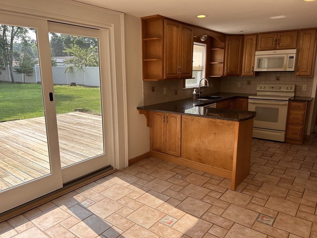 4 Rutledge Rd # 4