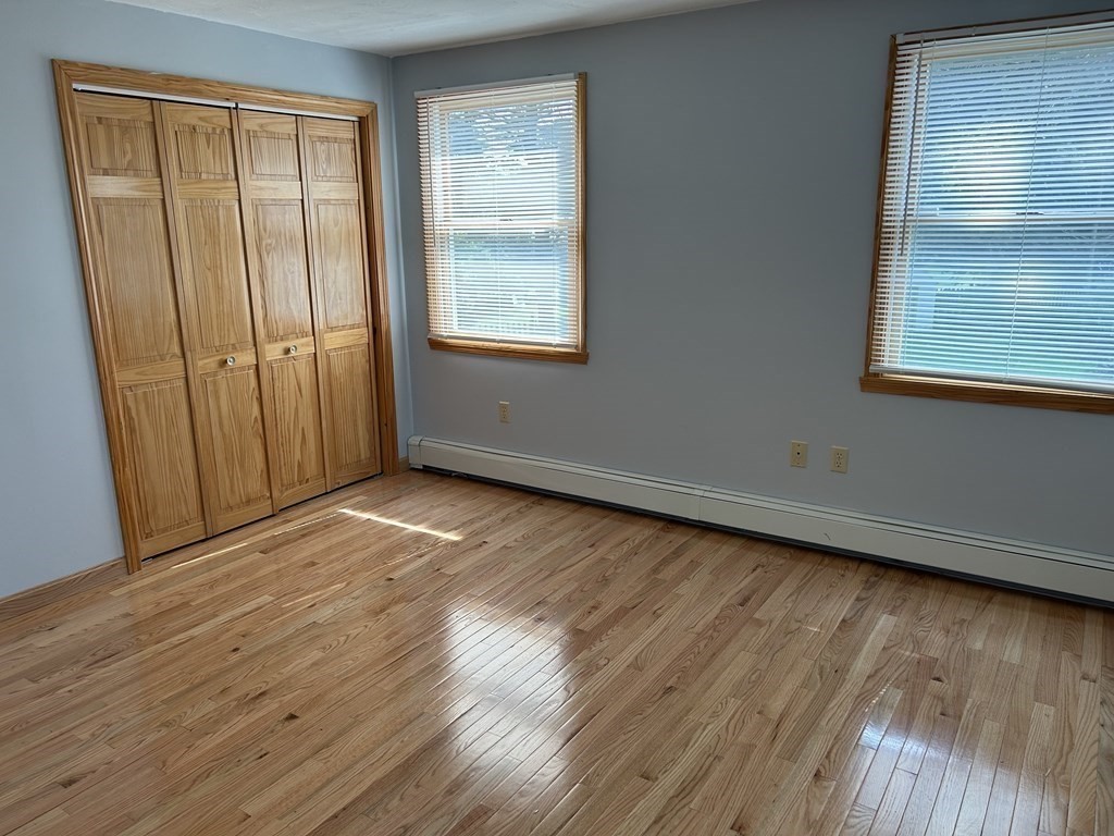 4 Rutledge Rd # 4