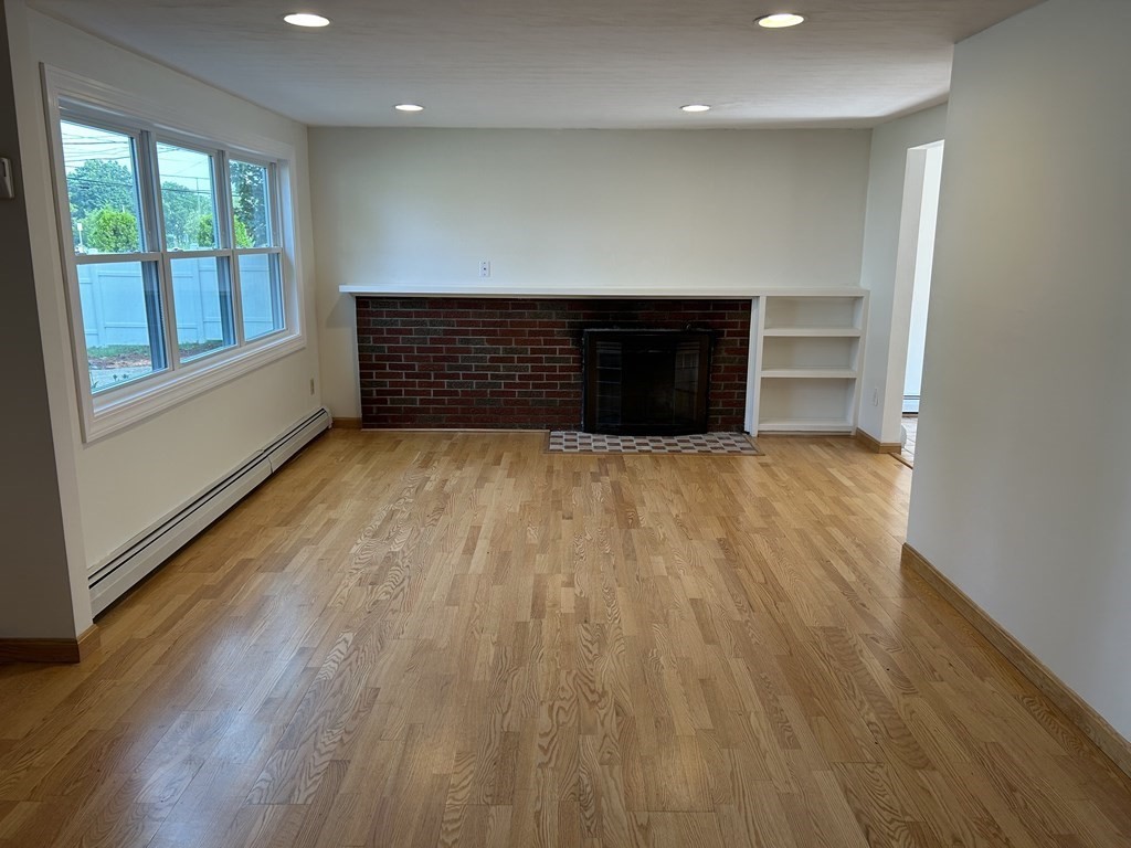4 Rutledge Rd # 4