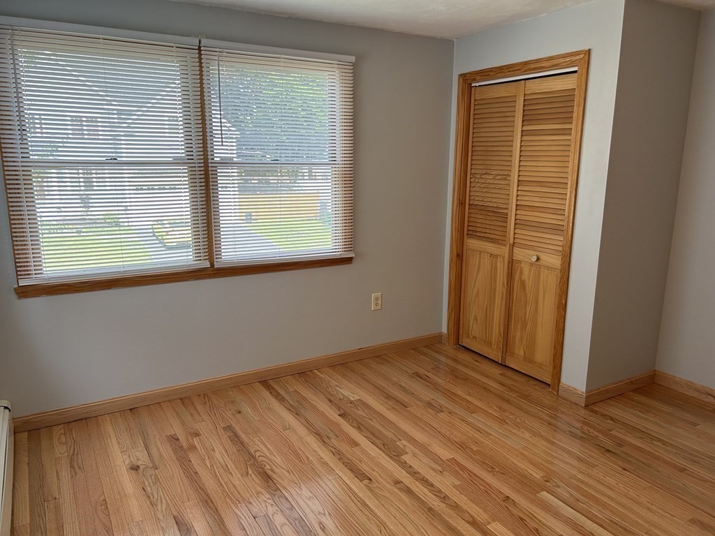 4 Rutledge Rd # 4