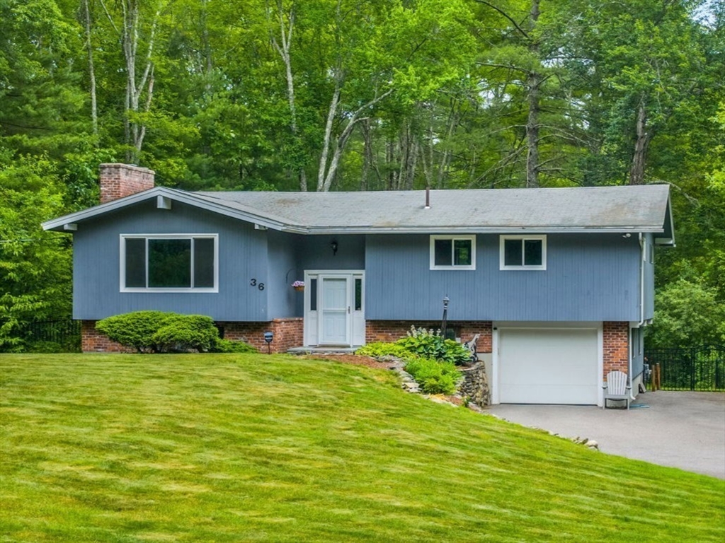 36 Surrey Lane
