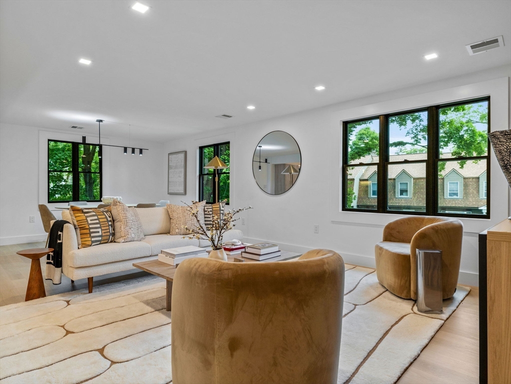 6 Wiswall Cir # 6