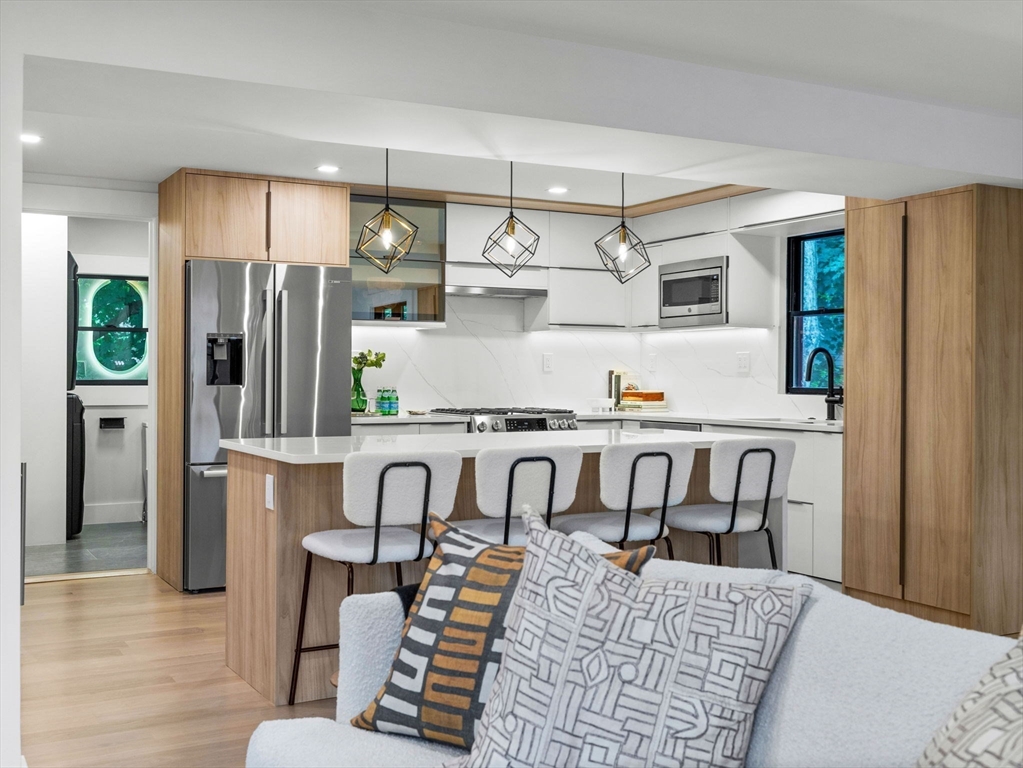 6 Wiswall Cir # 6
