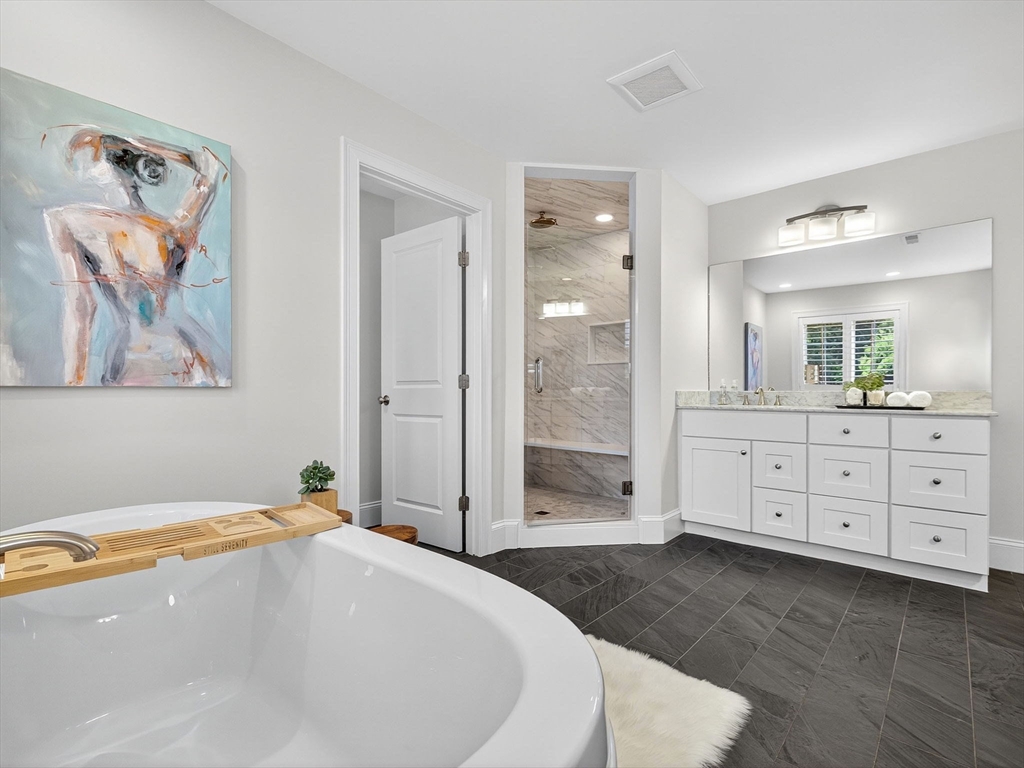 25 Bryn Mawr Rd