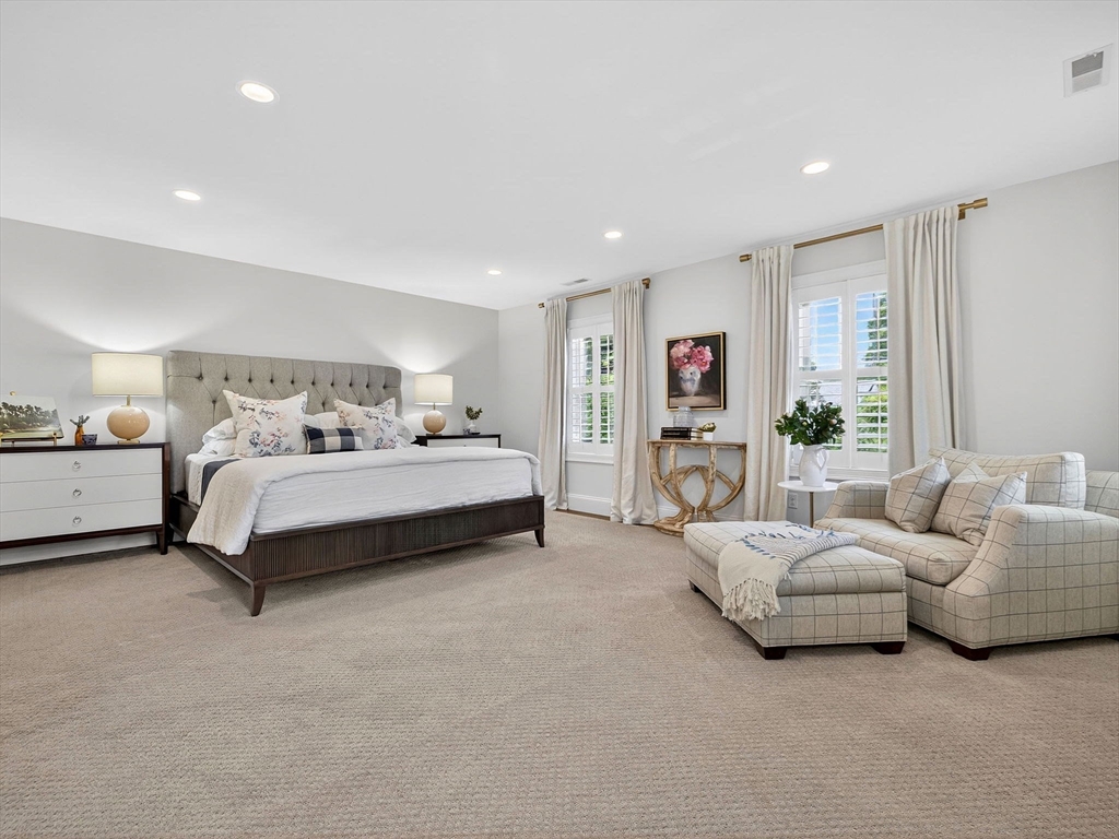 25 Bryn Mawr Rd