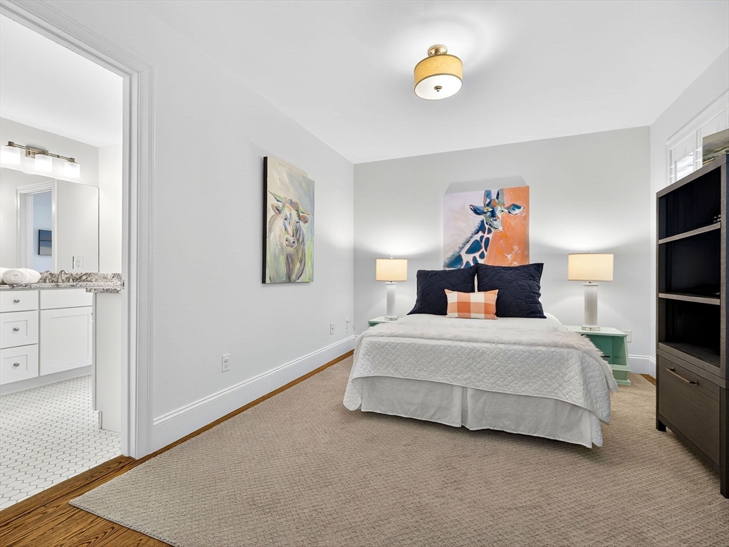 25 Bryn Mawr Rd