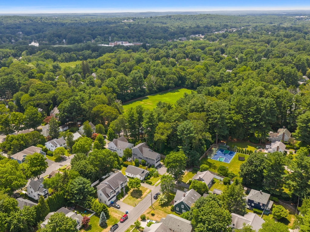 25 Bryn Mawr Rd