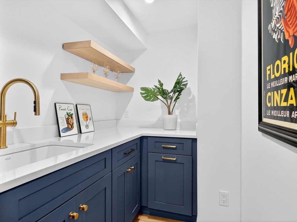 7 Atwood St