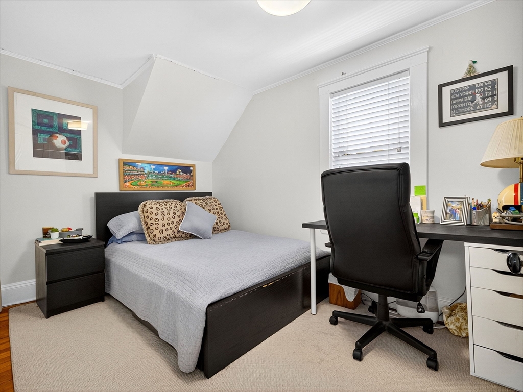 36 Donizetti St