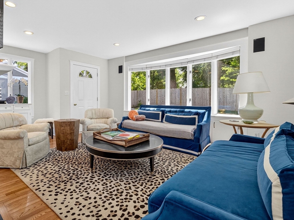 36 Donizetti St
