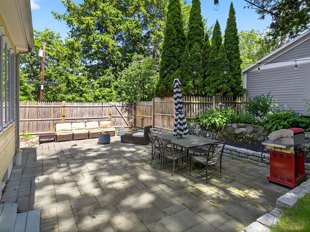 36 Donizetti St