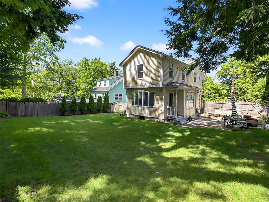 36 Donizetti St