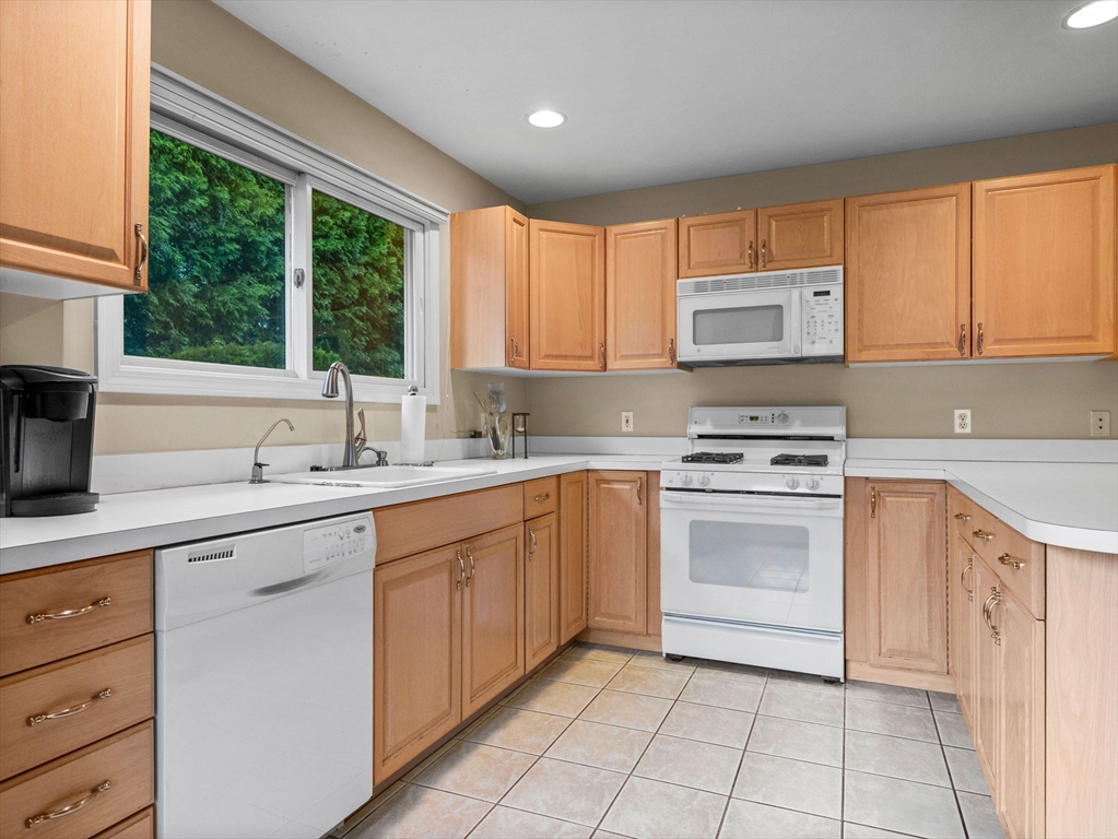 76 Algonquin Trl # 76
