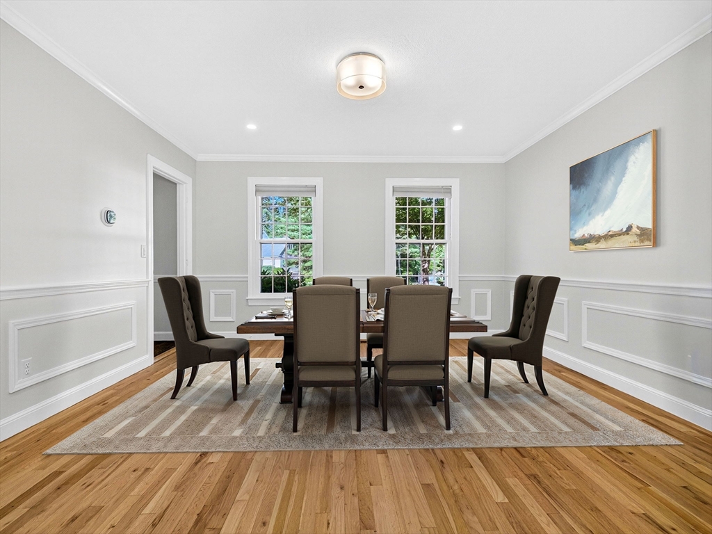 14 Buckmaster Dr