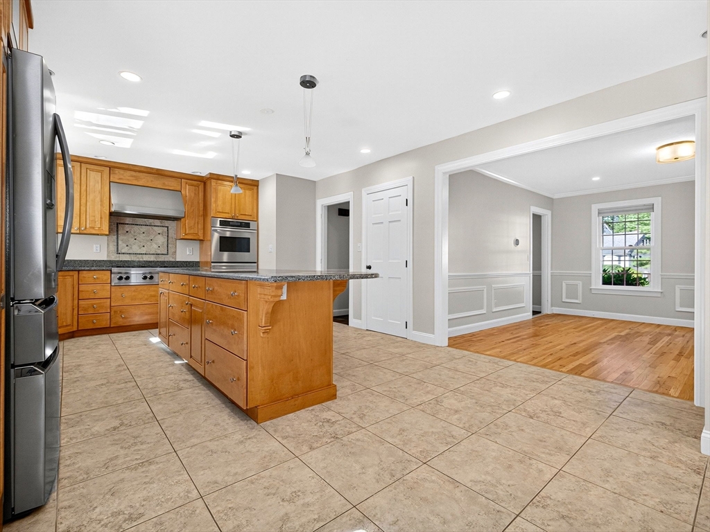 14 Buckmaster Dr