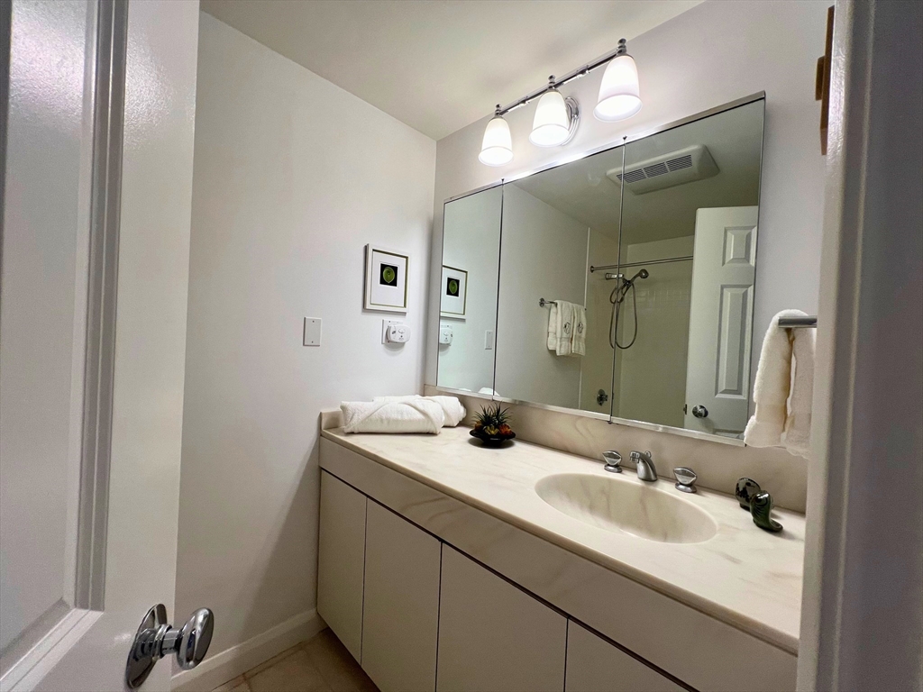 65 Grove St # 445
