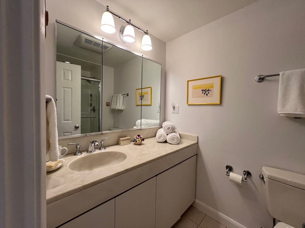 65 Grove St # 445