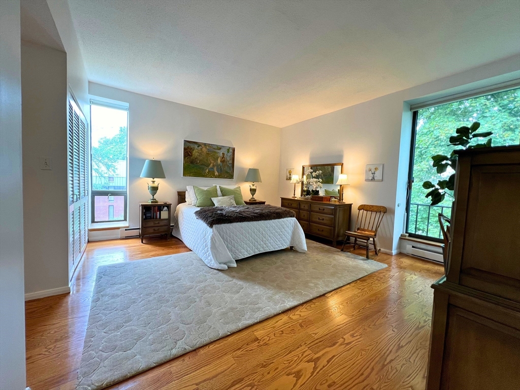 65 Grove St # 445