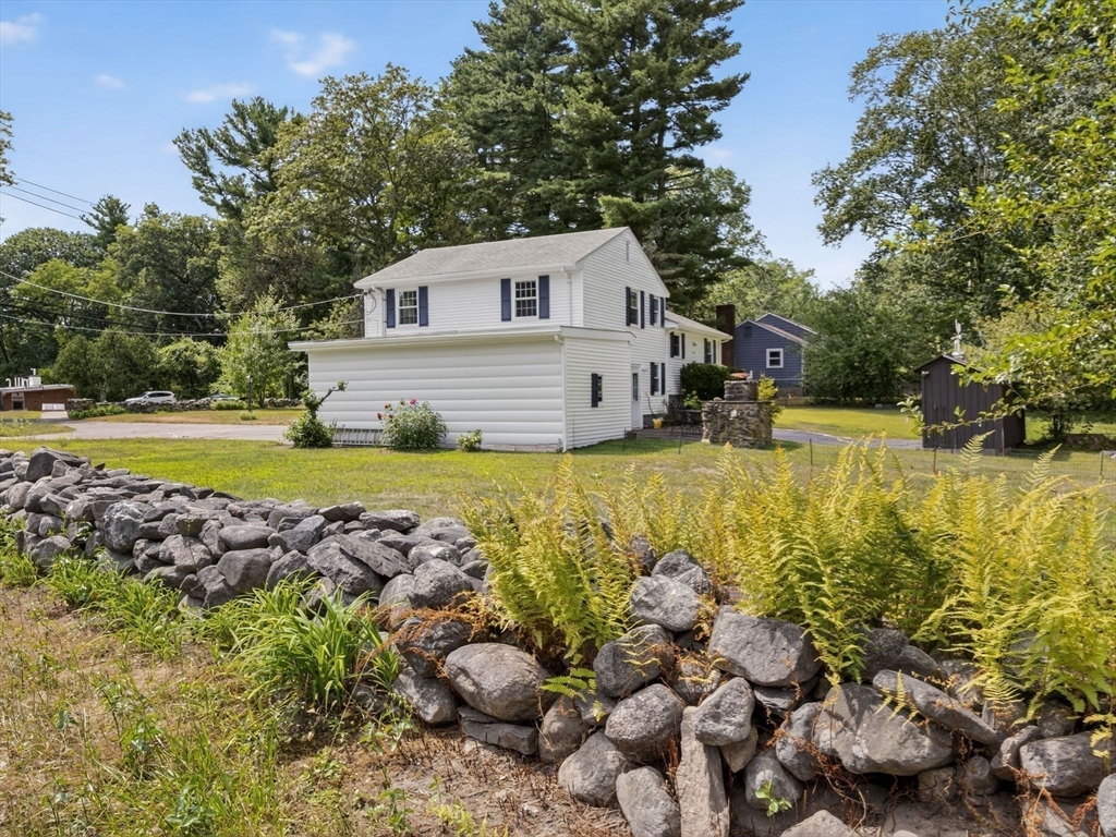 341 Pleasant St