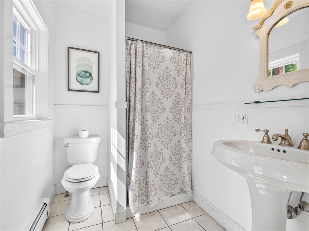 39 Twitchell St