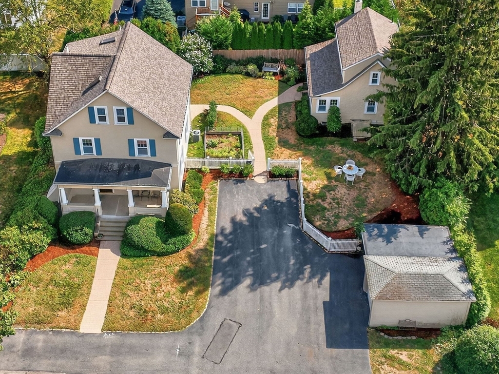 39 Twitchell St
