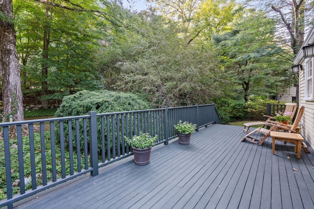 39 Standish Road