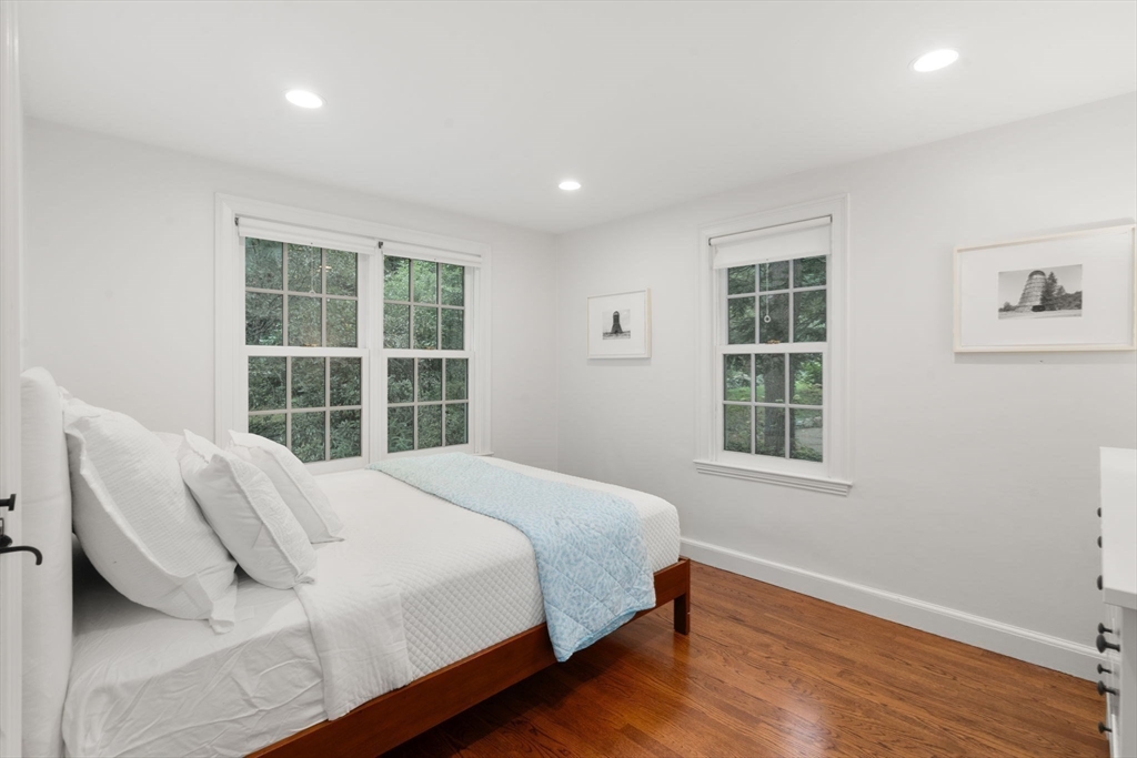 39 Standish Road