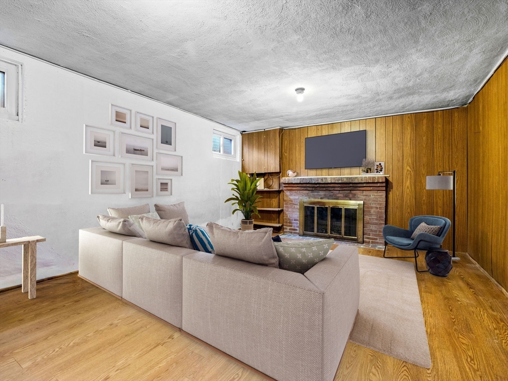 47 Pequot