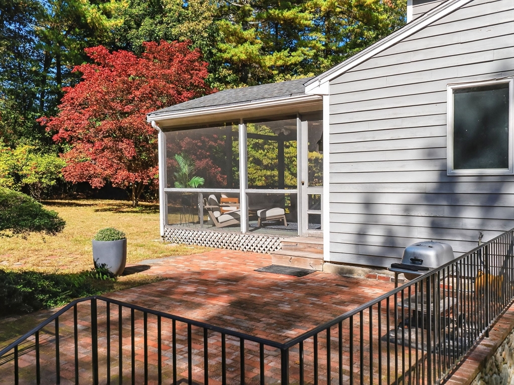 7 Shaw Drive