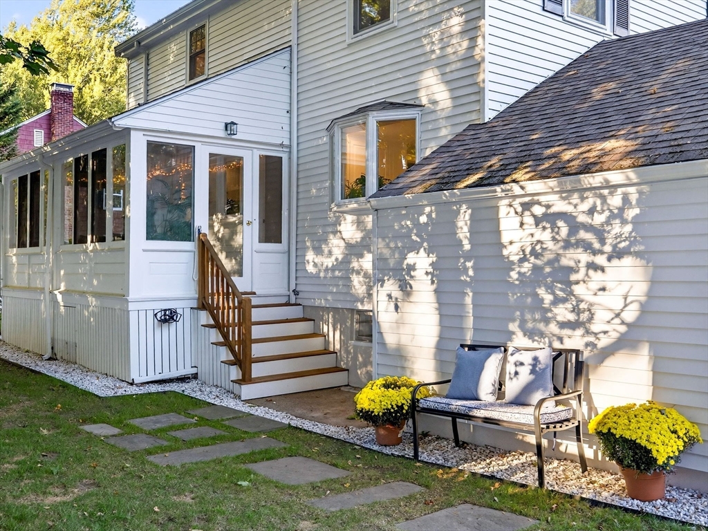 4 Southwick Cir