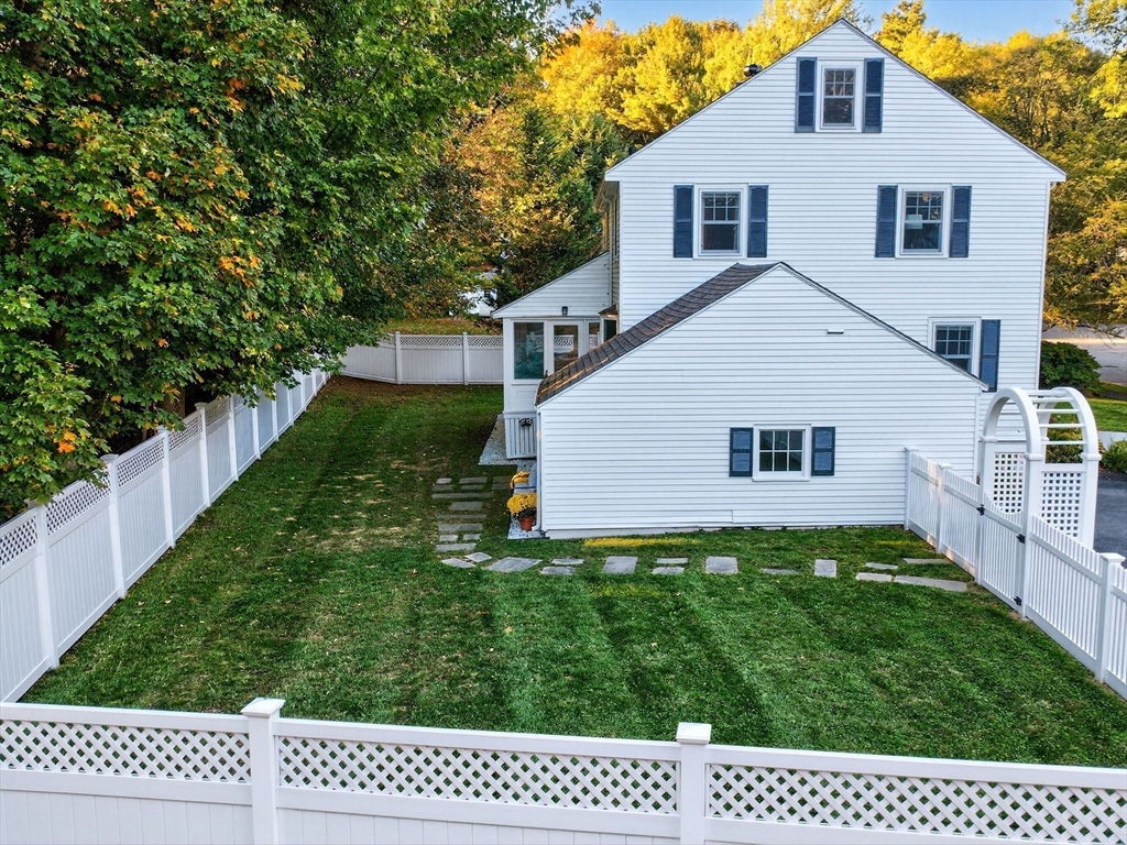 4 Southwick Cir