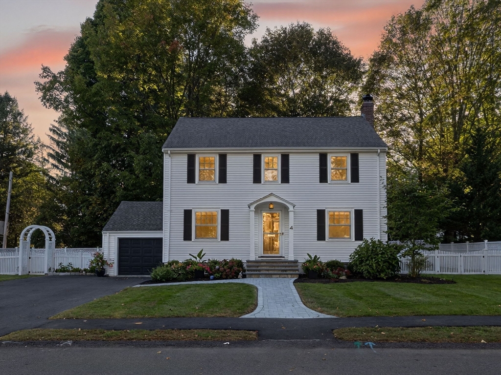 4 Southwick Cir