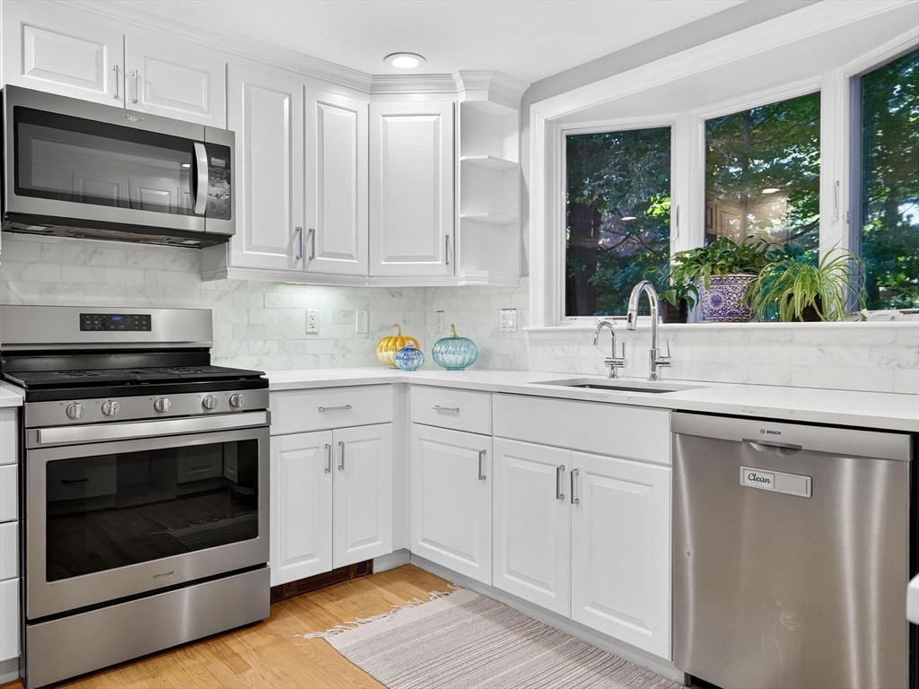 4 Southwick Cir