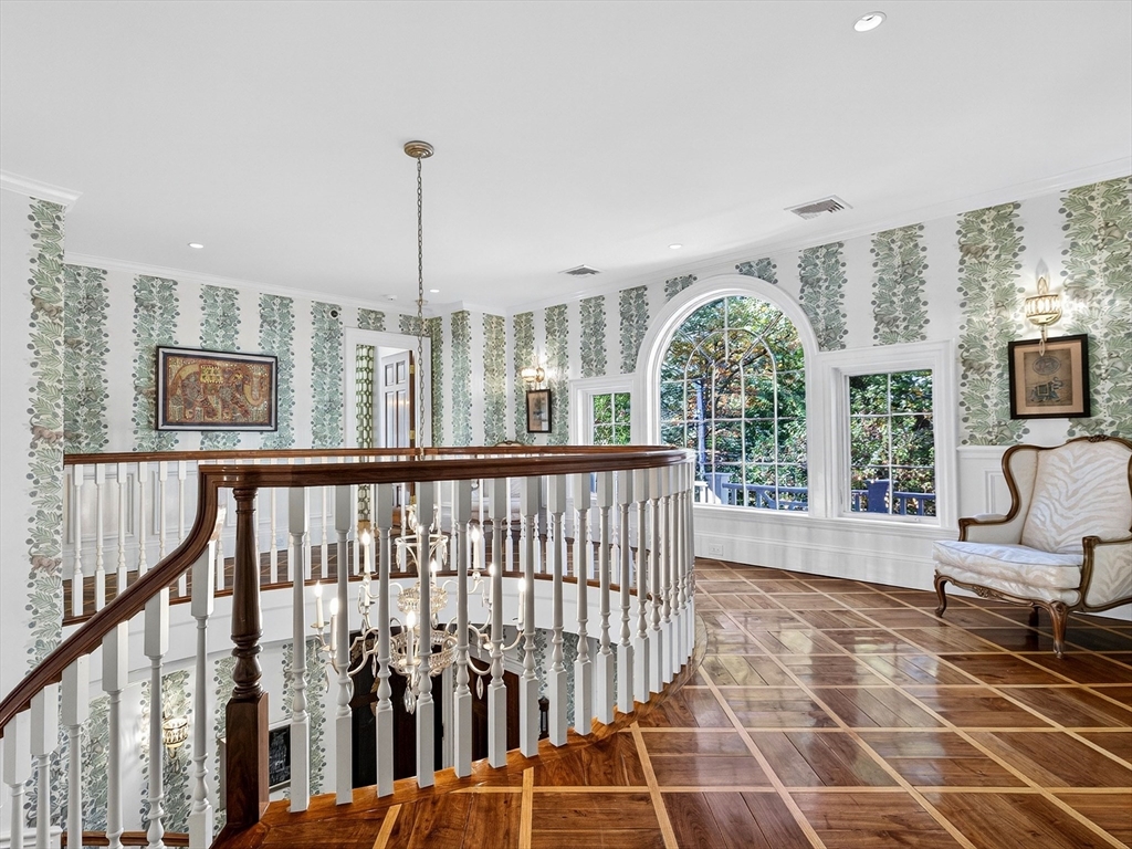 80 Livingston Rd, Wellesley