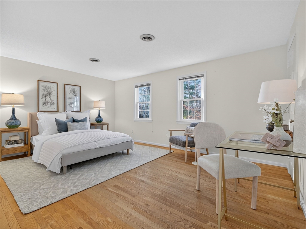 609 Washington St # 303